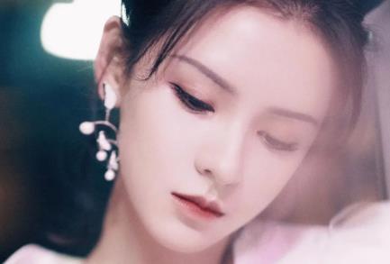 心屬一人的網(wǎng)名，心里牽掛一個人的網(wǎng)名