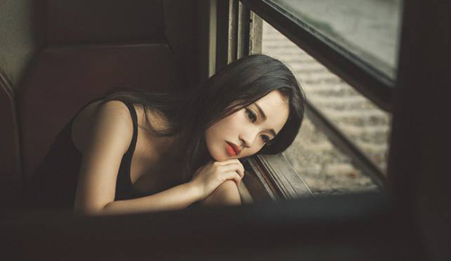 特別傷感讓人看了想哭的句子，最傷感的句子看了想哭